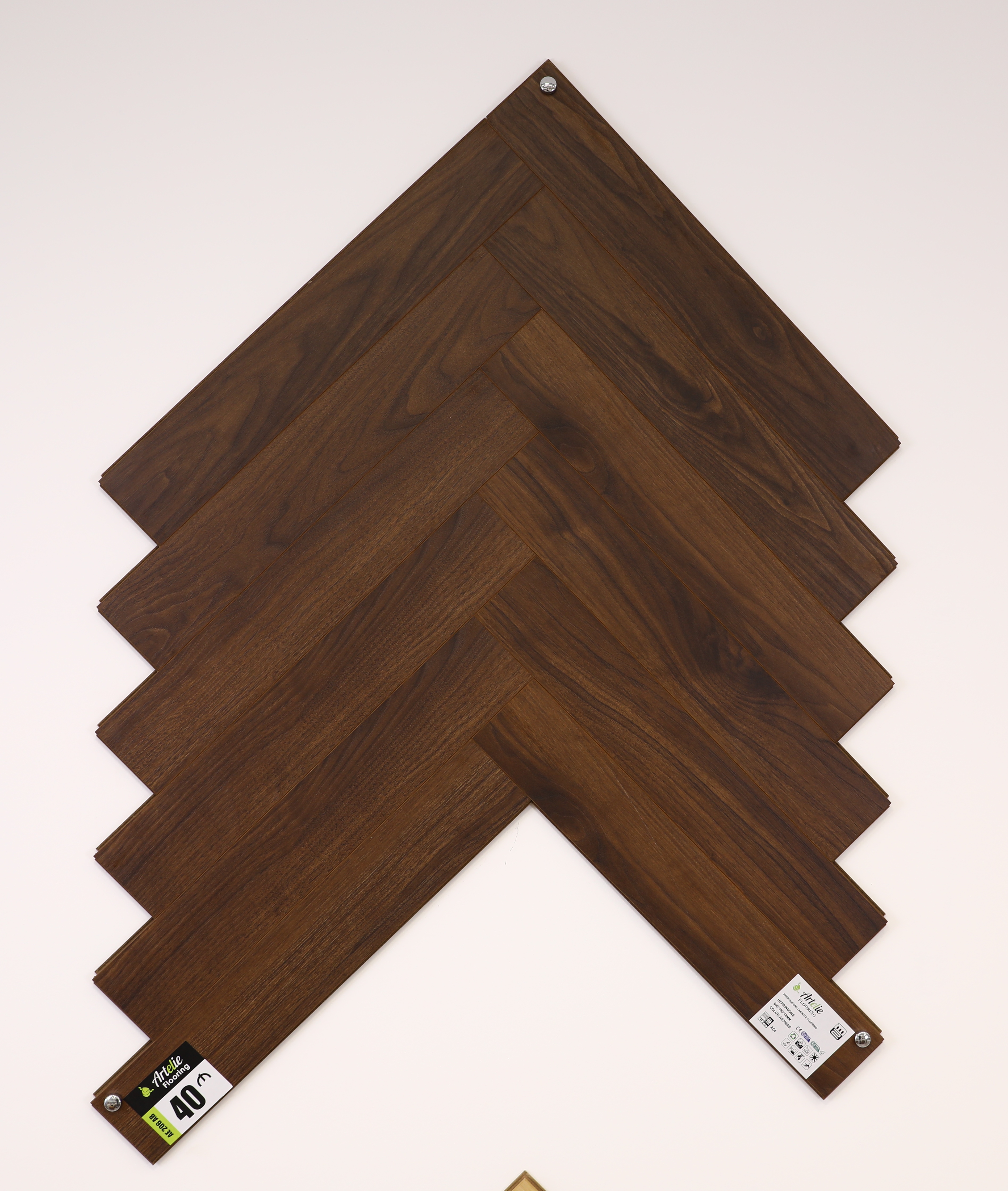 AE206