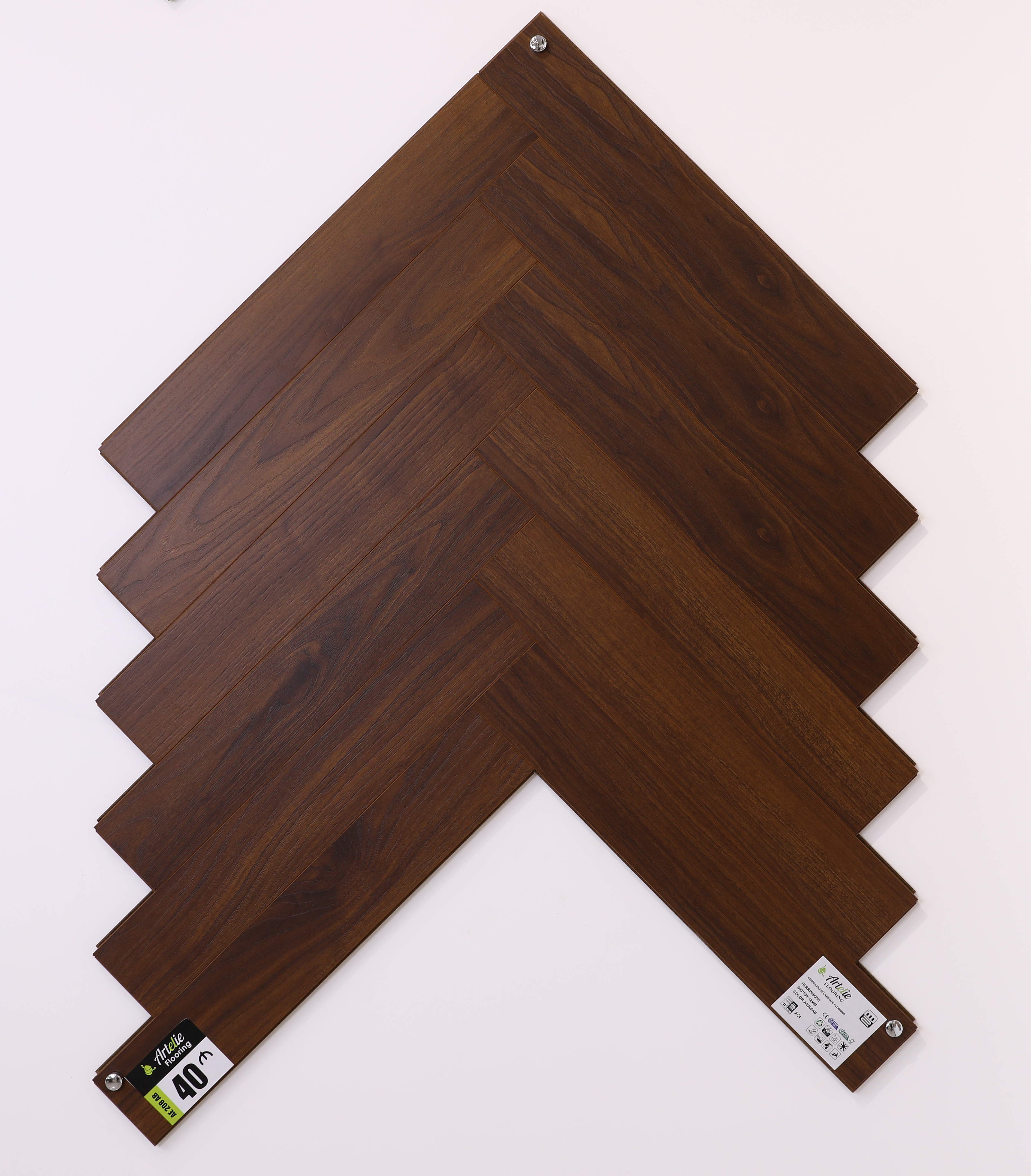 AE208